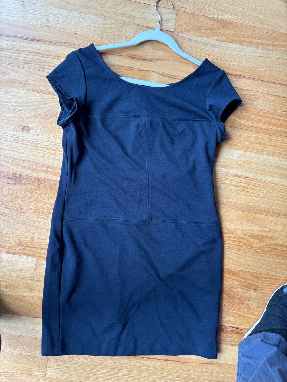 Banana Republic Black Short-Sleeve Sheath Dress